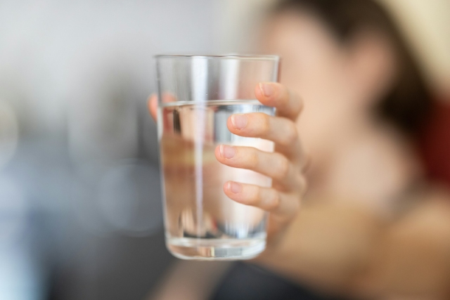 Hydratation optimale : combien boire et à quel moment